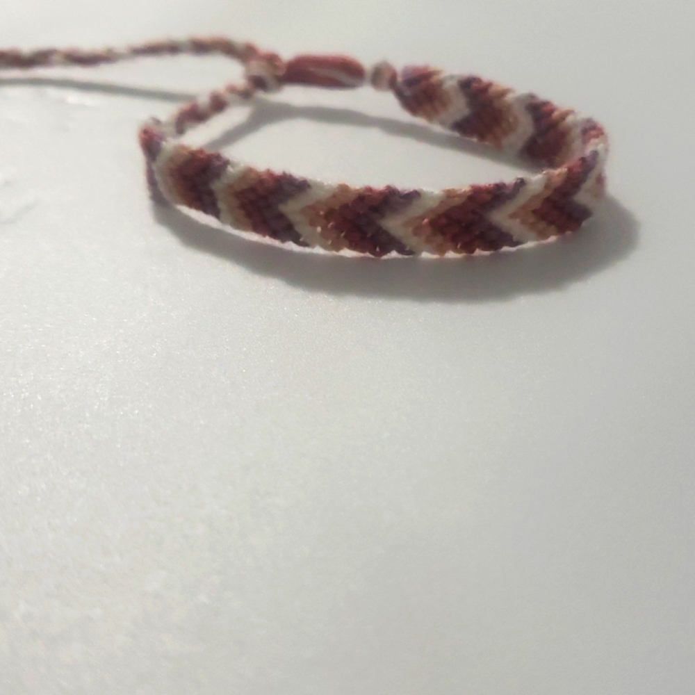 Handmade made Chevron pattern braclet - Picture 8 of 10